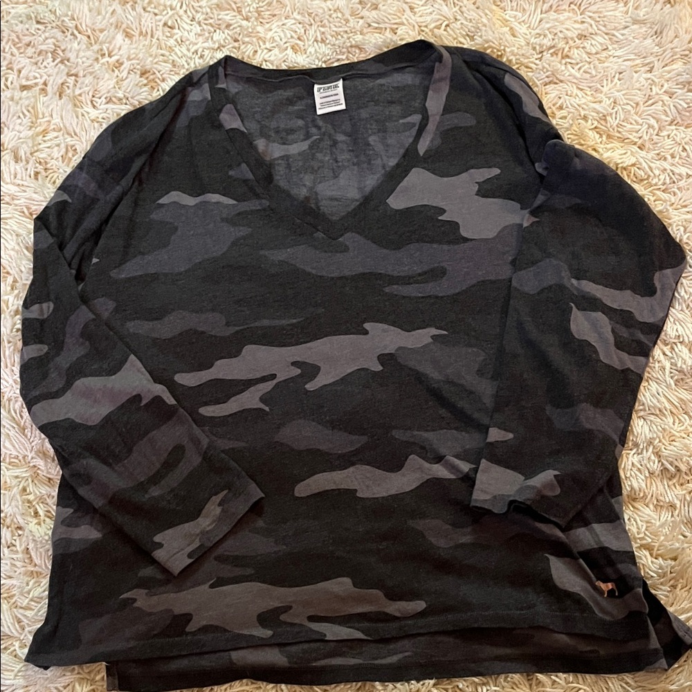 PINK Victoria's Secret Black and Gray Camo Pullover with Rose Gold Logo